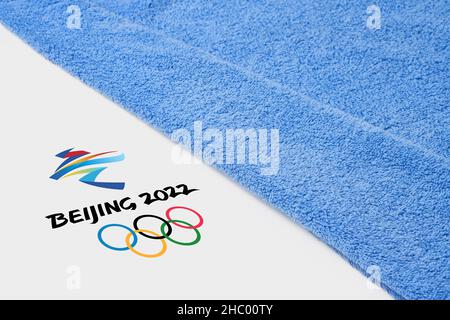 14 dicembre 2021 - Los Angeles, USA: Pechino 2022 Giochi Olimpici invernali e asciugamano. Evento sportivo internazionale. Olimpiadi invernali 2022 a Pechino, Cina Foto Stock