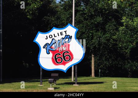 Joliet, Illinois, Stati Uniti. Joliet si identifica con il suo posto sulla vecchia US Route 66. La strada Madre, immersa in americana, attraversava la città. Foto Stock