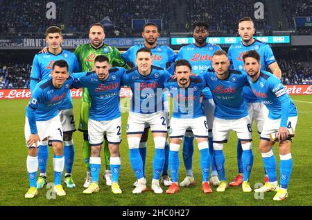 Napoli, Campania, Italia. 22nd Dic 2021. Durante la Serie Italiana Una partita di calcio SSC Napoli vs FC Spezia il 22 dicembre 2021 allo Stadio Diego Armando Maradona di Napoli.in foto: Calcio Napoli (Credit Image: © Fabio Sasso/ZUMA Press Wire) Foto Stock