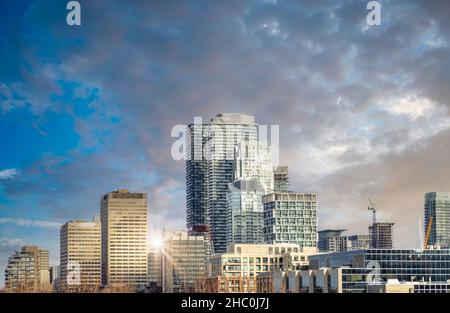 L'area residenziale di lusso di Eglinton e Forest Hill è ambita da famiglie di classe media e superiore e da sviluppatori dell'Ontario. Foto Stock