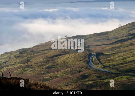Lake District National Park Cumbria Kirkstone Pass guardando indietro verso Brothers Water, Deepdale Common, Black Crag e il Capo Foto Stock