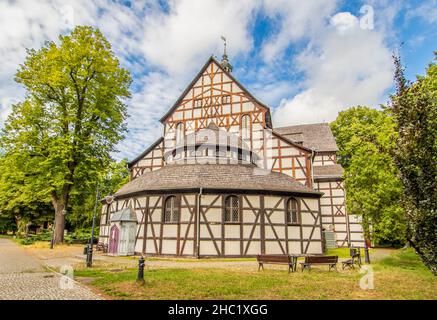 Swidnica, Polonia - terminata nel 1656 e patrimonio mondiale dell'UNESCO, la Chiesa della Pace di Swidnica è un capolavoro in legno Foto Stock