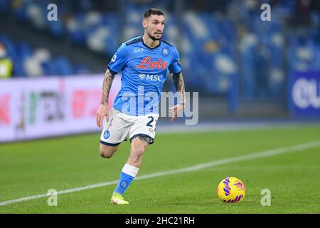 Napoli, Italia. 22nd Dic 2021. Matteo Politano della SSC Napoli durante la Serie A match tra Napoli e Spezia Calcio allo Stadio Diego Armando Maradona, Napoli, Italia, il 22 dicembre 2021. Credit: Giuseppe Maffia/Alamy Live News Foto Stock