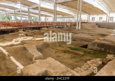 TARAZ, KAZAKISTAN - 30 MAGGIO 2018: Scavi nell'antico insediamento di Taraz, Kazakistan Foto Stock