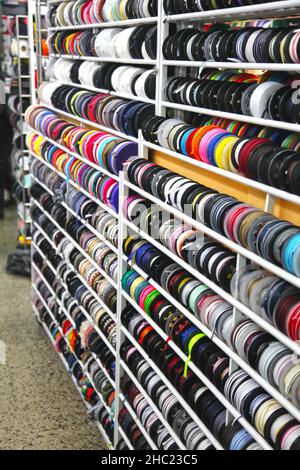 Dongdaemun Shopping Complex a Dongdaemun, Seoul, Corea del Sud. Famoso per gli accessori per l'industria dell'abbigliamento. Foto Stock