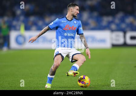 Napoli, Italia. 22nd Dic 2021. Matteo Politano della SSC Napoli durante la Serie A match tra Napoli e Spezia Calcio allo Stadio Diego Armando Maradona, Napoli, Italia, il 22 dicembre 2021. Credit: Giuseppe Maffia/Alamy Live News Foto Stock