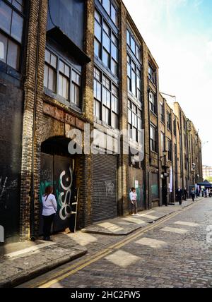 Victorian warehouse in Norton Folgate è un'area appena fuori dai confini della City of London, Inghilterra, Regno Unito Foto Stock