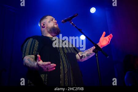 Rag n Boneman in concerto' Liverpool Regno Unito Dicembre 2021 Foto Stock