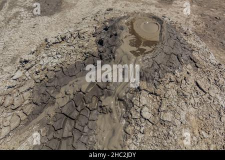 Vulcano di fango a Gobustan (Qobustan), Azerbaigian Foto Stock