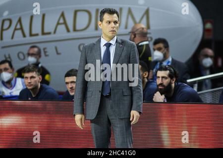 Dimitris Itoudis, allenatore capo della CSKA Mosca durante la partita di basket Turkish Airlines Eurolega tra Real Madrid e CSKA Mosca il 23 dicembre 2021 al Wizink Center di Madrid, Spagna - Foto: IRH/DPPI/LiveMedia Foto Stock