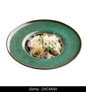 Fetuchini al sugo di panna con pollo e funghi Foto Stock