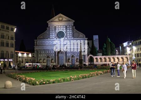 La basilica e il chiostro di Santa Maria Novella. Un convento fondato dall'Ordine Domenicano. Firenze. Italia. Foto Stock