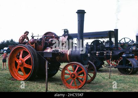 Un raduno di motori a trazione a Brixworth nel 1971 Foto Stock