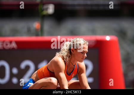 Lieke Klaver partecipa alla semifinale dei 400 metri dei Giochi Olimpici di Tokyo 2020. Foto Stock