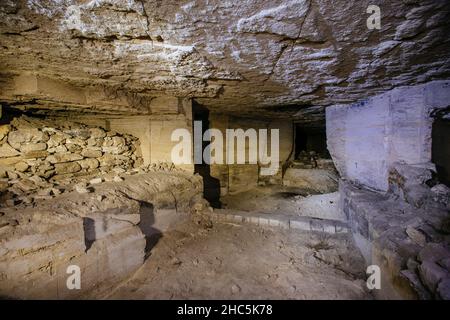 Vecchia miniera di calcare abbandonata a Kerch, Crimea Foto Stock