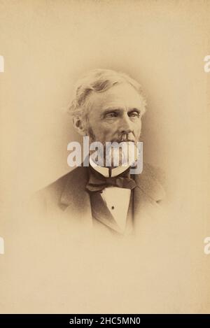 Jefferson Davis (1808-1889), politico americano, ha servito come presidente degli stati confederati durante la guerra civile americana, il senatore di stato del Mississippi ed il congressista prima della guerra civile americana, il segretario di stato degli Stati Uniti sotto Franklin Pierce, il ritratto del capo e delle spalle, William R. Howell, 1873 Foto Stock