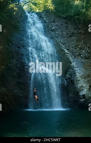 Goditi le cascate di Montezuma Waterfall, Puntarenas, Costa Rica Foto Stock