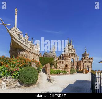 Castillo de Colomares piccolo castello in pietra, dedicato alla vita e le avventure di Cristoforo Colombo. Benalmadena, Spagna. Foto Stock