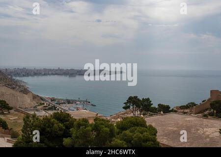 Alicante è una città e un comune della Spagna, capoluogo della provincia, nella Comunità Valenciana. Foto Stock