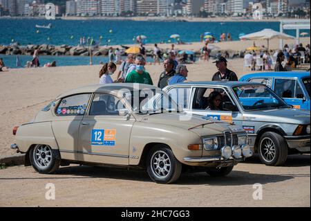 Barcellona, ​​Spain; 3 ottobre 2021: Saab 96, XVIII Rally storico della Costa Brava a Palamos. Foto Stock