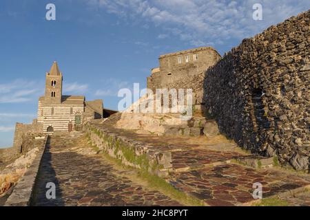 Chiesa di San Pietro a Porto Venere, Liguria, Italia Foto Stock