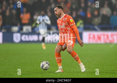 Richard Keogh #26 di Blackpool in azione durante la partita in, il 12/26/2021. (Foto di Craig Thomas/News Images/Sipa USA) Credit: Sipa USA/Alamy Live News Foto Stock