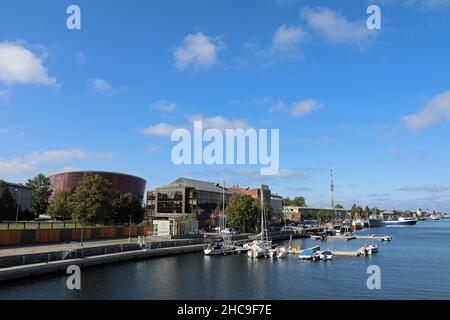 Canale commerciale Liepaja nella Lettonia occidentale Foto Stock