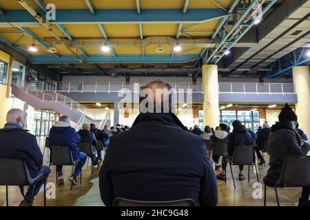 Italia, Malpensa Fiere, vaccino covid vaccino centrale della terza dose Foto Stock