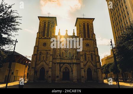 Vista panoramica della cattedrale di San Fernando a San Antonio, Texas Foto Stock