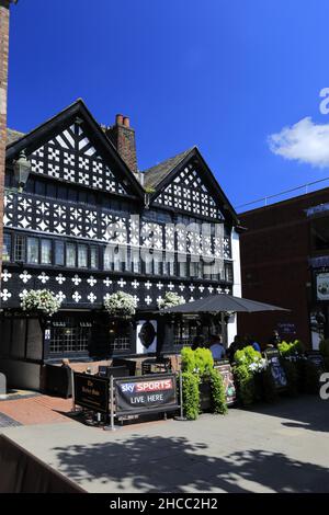 Il Barley Mow Pub in Golden Square, Warrington City Centre, Cheshire, Inghilterra, Regno Unito Foto Stock