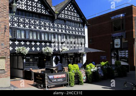 Il Barley Mow Pub in Golden Square, Warrington City Centre, Cheshire, Inghilterra, Regno Unito Foto Stock