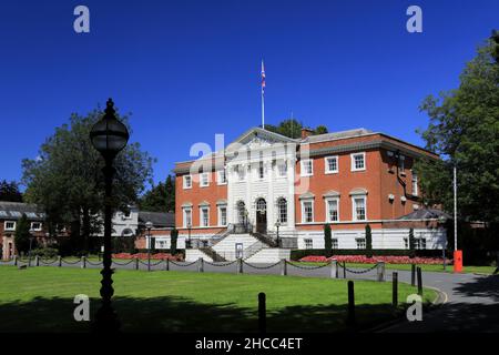 Golden Gates, Municipio e giardini, Warrington Town, Cheshire, Inghilterra, Regno Unito Foto Stock