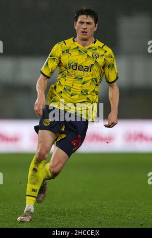 Derby, Regno Unito. 27th Dic 2021. Adam Reach #20 di West Bromwich Albion a Derby, Regno Unito, il 12/27/2021. (Foto di James Holyoak/News Images/Sipa USA) Credit: Sipa USA/Alamy Live News Foto Stock