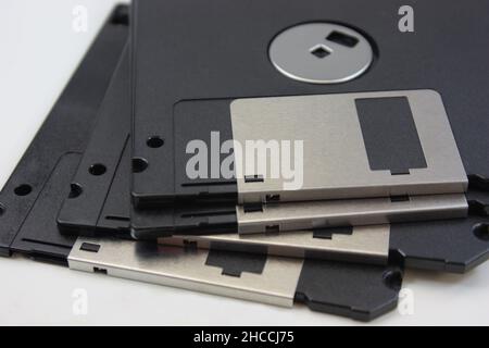Primo piano di dischi floppy da 3,5 pollici Foto Stock
