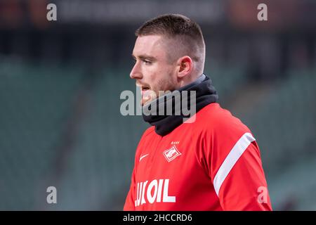 Varsavia, Polonia. 09th Dic 2021. Aleksandr Selikhov di Spartak visto durante la partita della UEFA Europa League Group Stage tra Legia Warszawa e Spartak Mosca al Marshal Jozef Pilsudski Legia Warsaw Municipal Stadium.Final Score; Legia Warszawa 0:1 Spartak Mosca. Credit: SOPA Images Limited/Alamy Live News Foto Stock