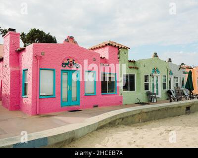 Il colore Capitola Venetian Hotel, a Capitola, California Foto Stock