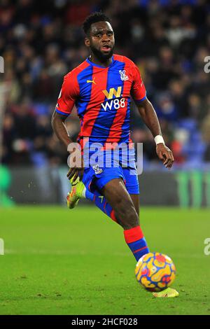 Londra, Regno Unito. 28th Dic 2021. Odsonne Edouard di Crystal Palace in azione durante il gioco. Premier League Match, Crystal Palace / Norwich City allo stadio Selhurst Park di Londra martedì 28th dicembre 2021. Questa immagine può essere utilizzata solo a scopo editoriale. Solo per uso editoriale, licenza richiesta per uso commerciale. Nessun uso in scommesse, giochi o un singolo club/campionato/player pubblicazioni. pic di Steffan Bowen/Andrew Orchard sport fotografia/Alamy Live news credito: Andrew Orchard sport fotografia/Alamy Live News Foto Stock