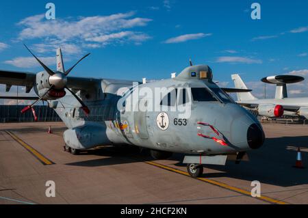 Marina turca CASA CN-235M-100 MPA, velivolo di Patrol marittima. CASA /IPTN CN-235 NUMERO TCB-653. Antisottomarino guerra aereo militare. Foto Stock