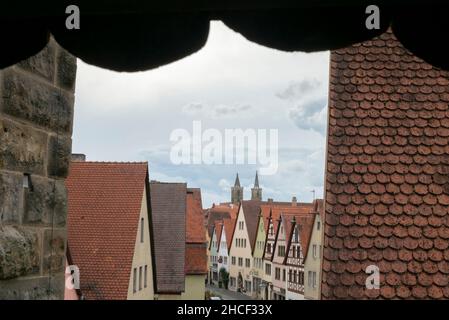 Sklyline delle mura della città vecchia di Rothenburg od der Tauber Foto Stock