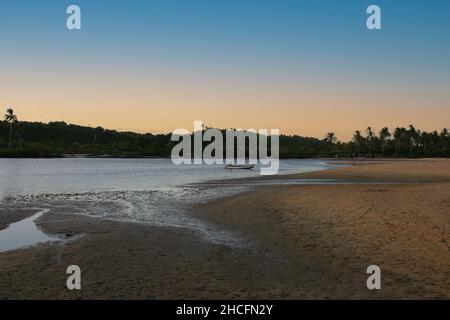 porto seguro, bahia, brasile - 25 febbraio 2011: Vista del villaggio di Caraiva, comune di Porto Seguro, a sud di Bahia. Foto Stock