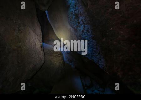 Bear Gulch Cave, sede dei Big-Ebred Bats di Townsend e di altri pipistrelli, nel Pinnacles National Park, California, USA Foto Stock