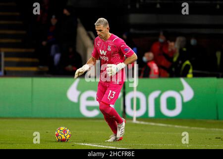 Londra, Regno Unito. 28th Dic 2021. Vicente Guaita di Crystal Palace durante la partita della Premier League tra Crystal Palace e Norwich City a Selhurst Park, Londra, Inghilterra, il 28 dicembre 2021. Foto di Carlton Myrie. Solo per uso editoriale, licenza richiesta per uso commerciale. Nessun utilizzo nelle scommesse, nei giochi o nelle pubblicazioni di un singolo club/campionato/giocatore. Credit: UK Sports Pics Ltd/Alamy Live News Foto Stock