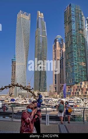 Grattacieli a Dubai Marina, Dubai, Emirati Arabi Uniti, Foto Stock