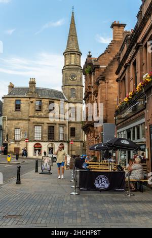 Stirling, Scozia - 26th luglio 2021: Strada di scambio di mais nel centro di Stirling, Scozia Foto Stock