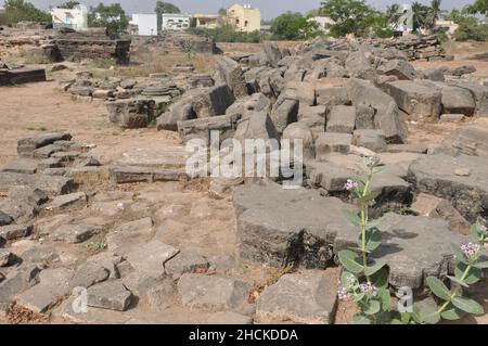 Antiche sculture indiane e paterned in India. Opere d'arte in templi del 10th secolo persone storiche, vita antica. Foto Stock