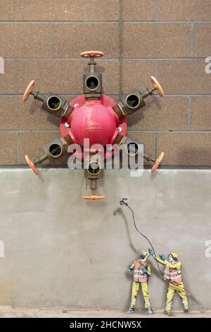 Denver, Colorado - un collegamento di emergenza dei Vigili del fuoco all'esterno di un birrificio. Il collegamento consente ai vigili del fuoco di rispondere per pompare l'acqua in un buil Foto Stock