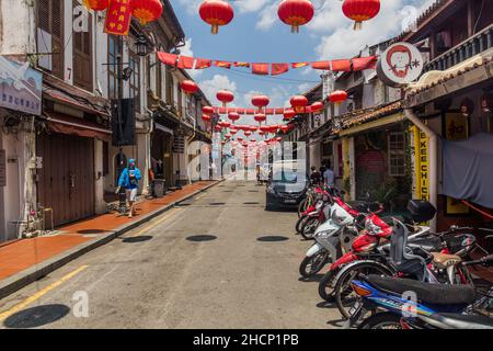 MALACCA, MALAYASIA - 19 MARZO 2018: Strada nel centro di Malacca Melaka, Malesia. Foto Stock