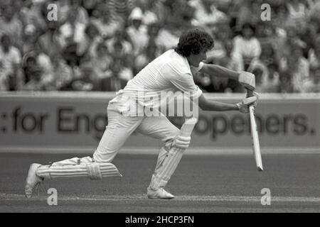 Bob Willis batting per l'Inghilterra contro la Nuova Zelanda, (First e v NZ Test Match) all'Oval, Londra, Inghilterra 28 luglio 1978 Foto Stock