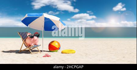 Occhiali da sole Piggy Bank in una sedia da spiaggia con ombrello - Vacanze in economico Foto Stock
