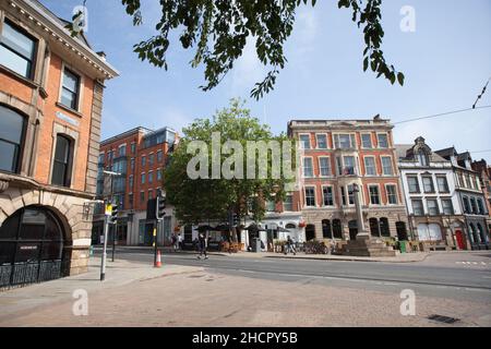 Viste degli edifici su Weekday Cross a Nottingham nel Regno Unito Foto Stock